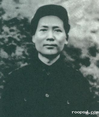 1936年12月，毛泽东就任中央革命军事委员会主席。这是1936年的毛泽东。