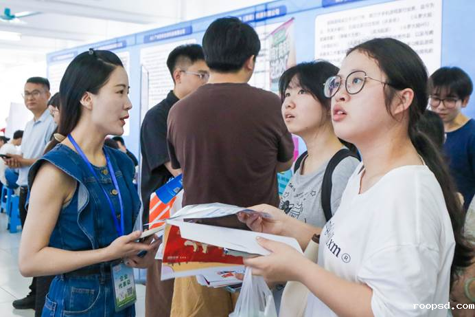 广州校区专场校园招聘会 李姝萱 (10)