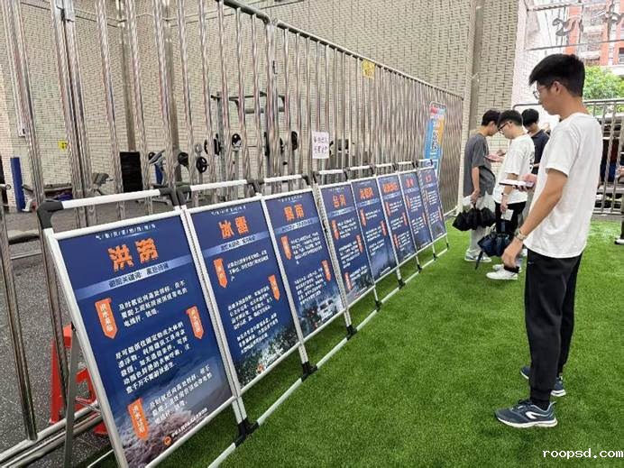 eef481febd54d22d78f35bd0cf7f136