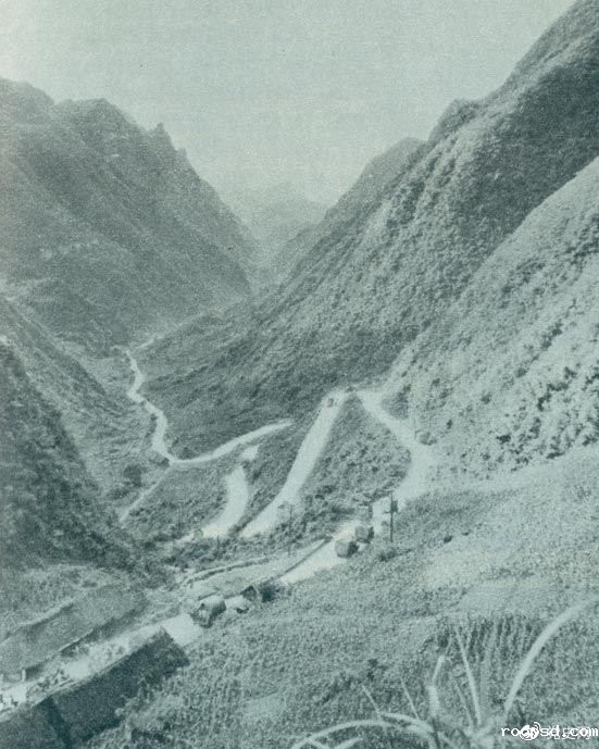 1935年2月18日至21日,红军夺取桐梓、占领娄山关、再克遵义城,取得了歼灭和击溃国民党军2个师又8个团的大胜利。图为黔北要隘娄山关。