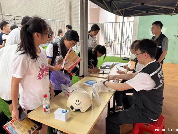 289b9e8e98425b9b6cc306cb4bb6e5d